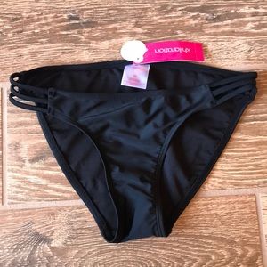 ⭐️ 2/$20 Xhilaration Black Bikini Bottoms XS NWT
